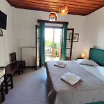 Hotel Vrionis 2*