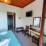 Vrionis Hotel 2*