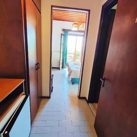 Vrionis 2* Áyios Dhimítrios