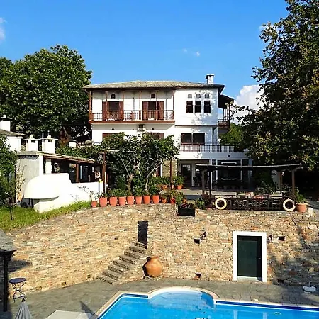 Hotel Vrionis 2*