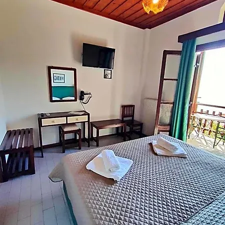 Vrionis Otel 2*