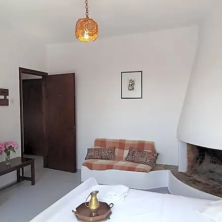 Hotel Vrionis 2*