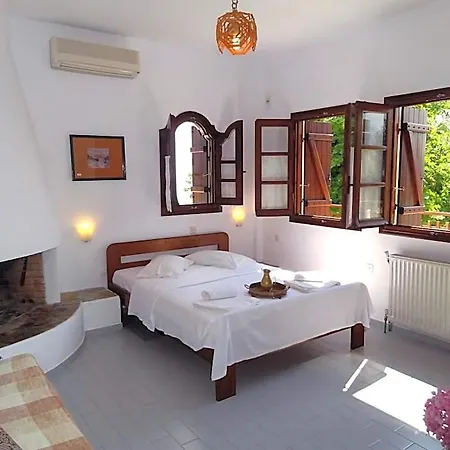 Vrionis Hotel Áyios Dhimítrios